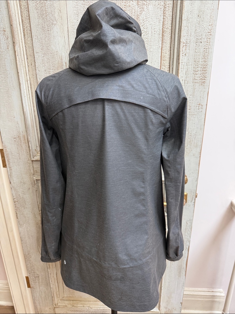 Lululemon jacket - Picture 3 of 4